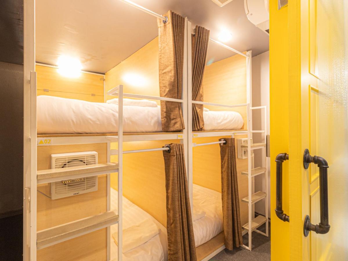 Khao San Social Capsule Hostel Bangkok Luaran gambar