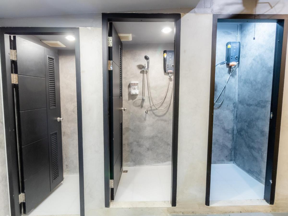 Khao San Social Capsule Hostel Bangkok Luaran gambar
